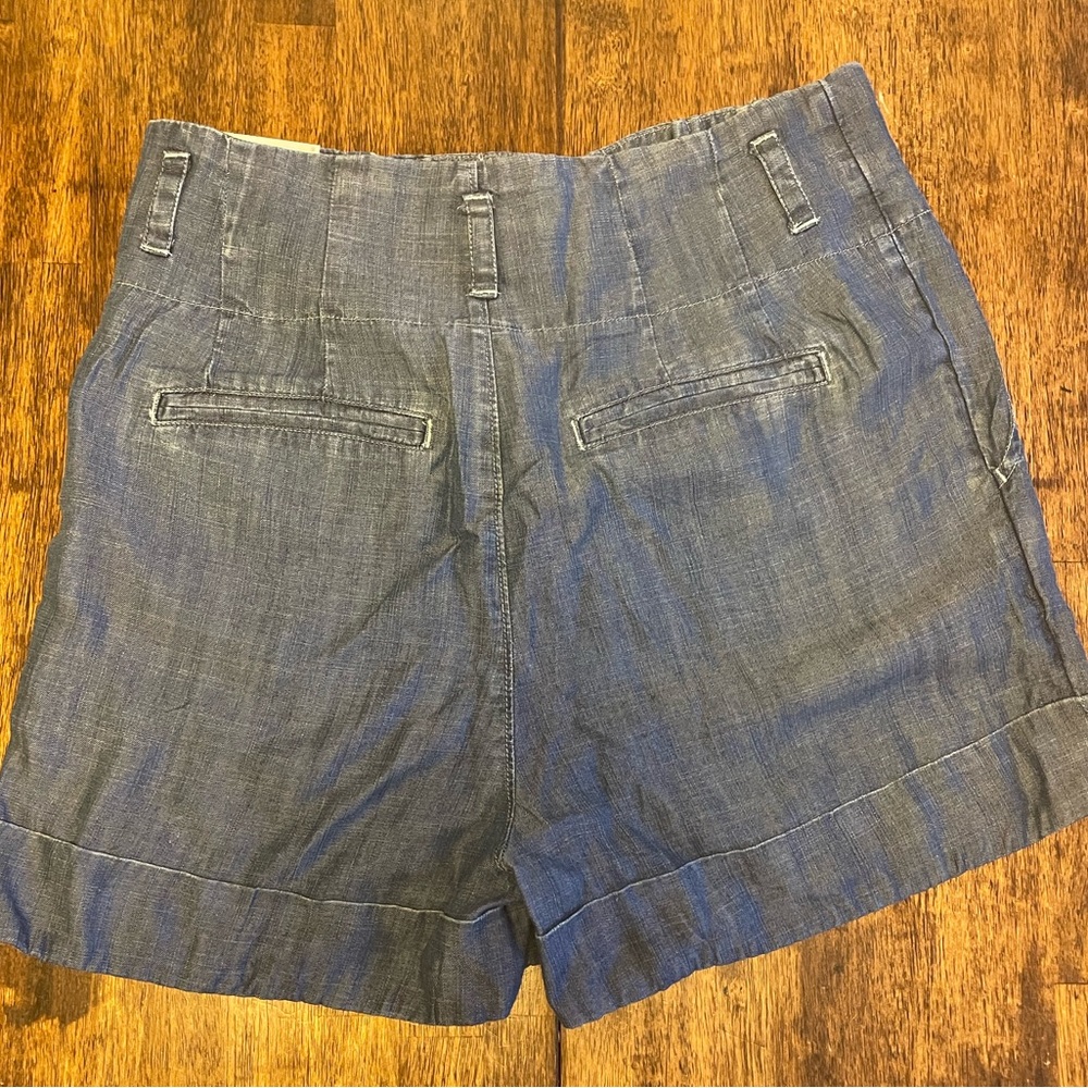 Express Extreme High Rise Shortie - Picture 3 of 4